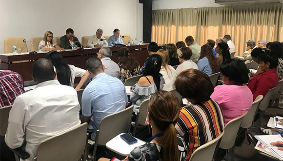 Sesionan comisiones permanentes de la Asamblea Nacional